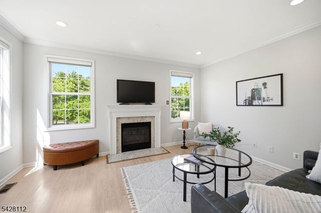 419 Hartford Dr, Nutley Twp., NJ 07110