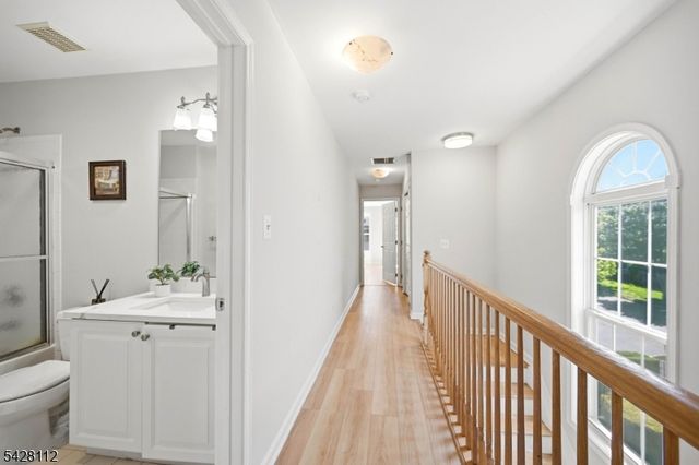 419 Hartford Dr, Nutley Twp., NJ 07110