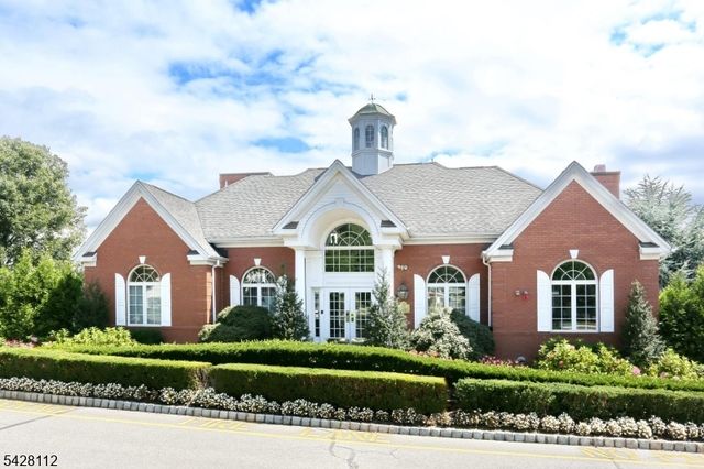 419 Hartford Dr, Nutley Twp., NJ 07110