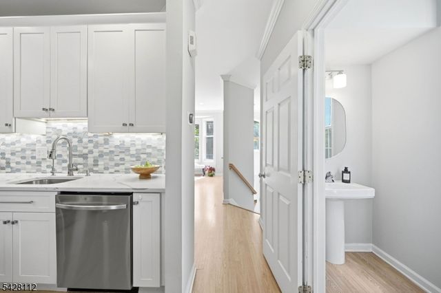 419 Hartford Dr, Nutley Twp., NJ 07110