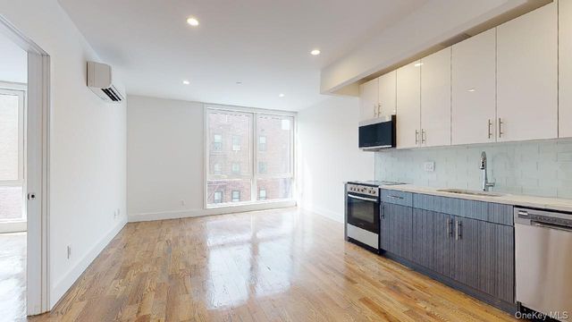 138-28 Queens Boulevard 6C, Briarwood, NY 11435