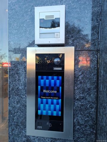 138-28 Queens Boulevard 6C, Briarwood, NY 11435