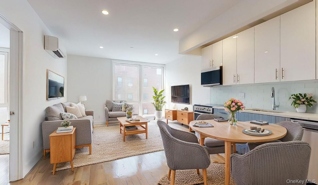 138-28 Queens Boulevard 6C, Briarwood, NY 11435