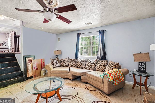 10968 Highridge Court, Hampton, GA 30228