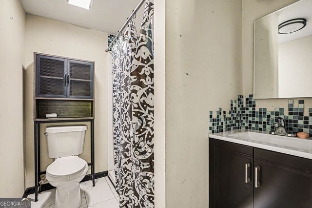 10968 Highridge Court, Hampton, GA 30228