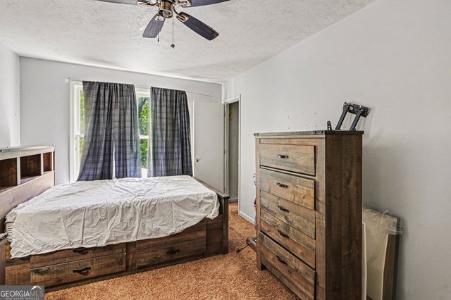 10968 Highridge Court, Hampton, GA 30228