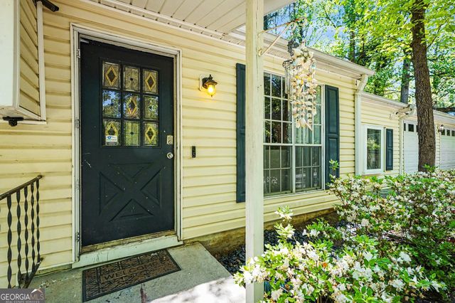 10968 Highridge Court, Hampton, GA 30228