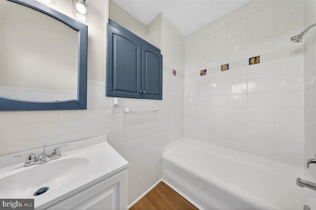 615 W 13TH, New Castle, DE 19720