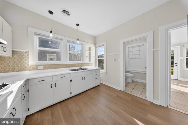615 W 13TH, New Castle, DE 19720