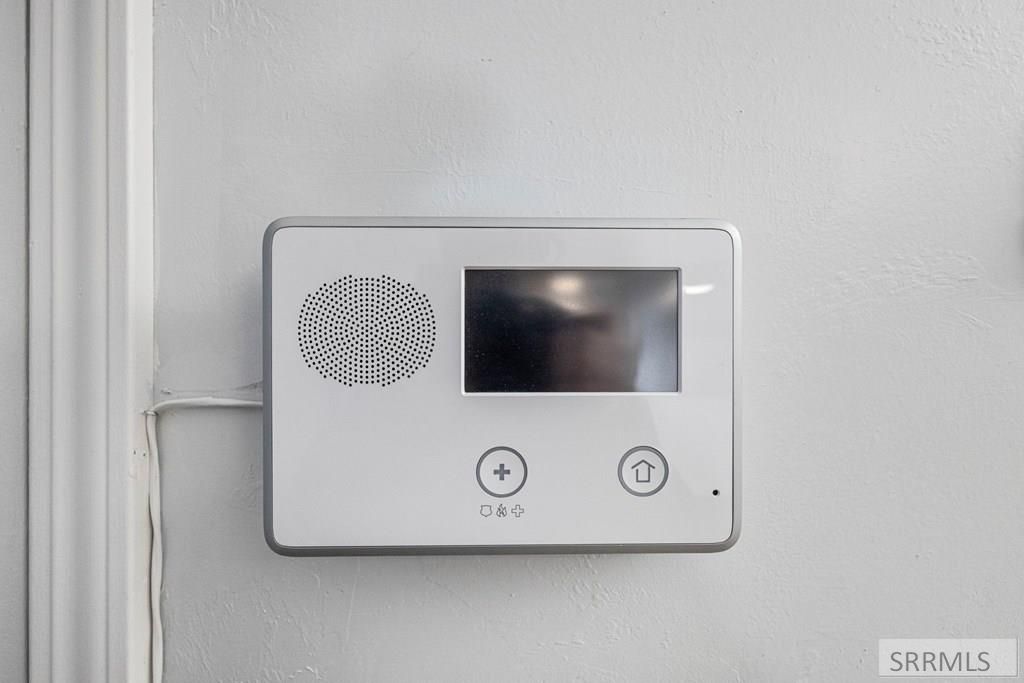 Image 7 of property listing at 175 Alpine Drive, Idaho Falls, ID 83402