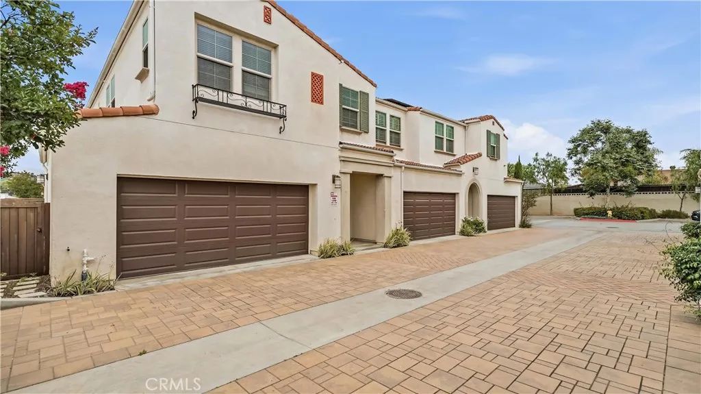 291 E Arrow 17, Glendora, CA 91740