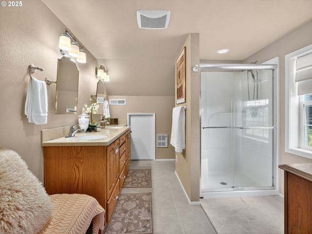 22035 Se FIRWOOD Rd, Sandy, OR 97055
