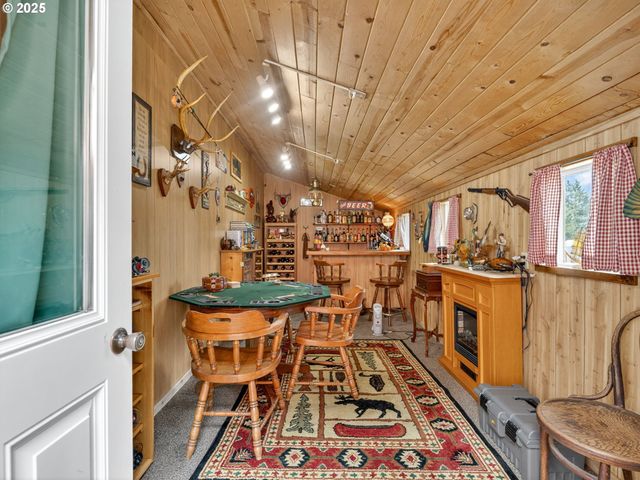 22035 Se FIRWOOD Rd, Sandy, OR 97055