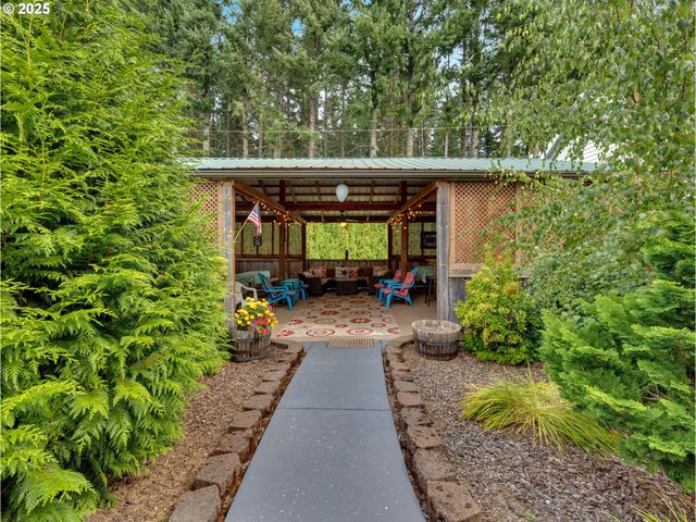 22035 Se FIRWOOD Rd, Sandy, OR 97055