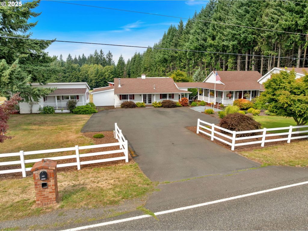 22035 Se FIRWOOD Rd, Sandy, OR 97055