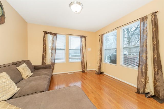 1524 Darlington Trail, Kalamazoo, MI 49009