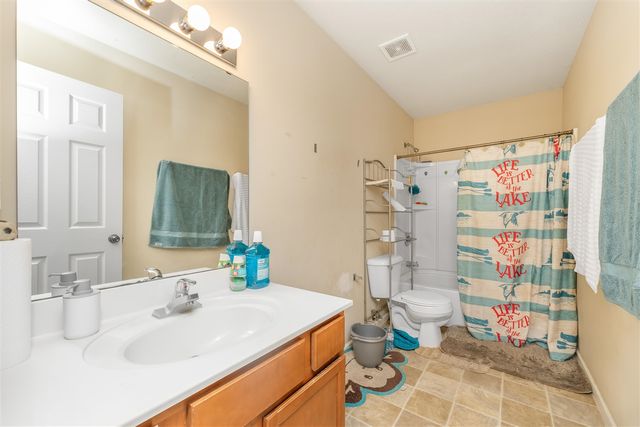 1524 Darlington Trail, Kalamazoo, MI 49009