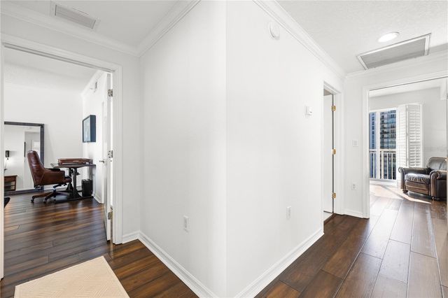 371 CHANNELSIDE WALK WAY 1103, Tampa, FL 33602