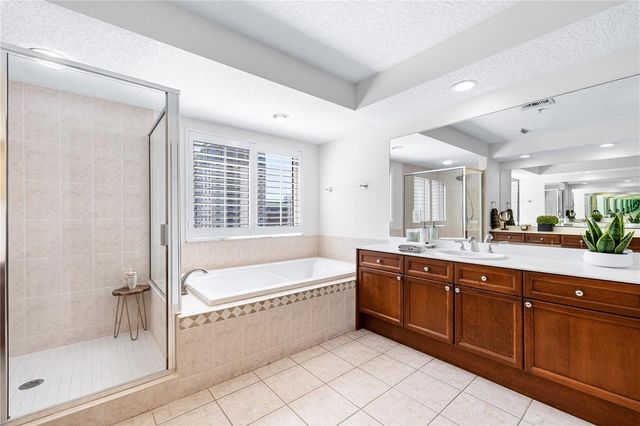 371 CHANNELSIDE WALK WAY 1103, Tampa, FL 33602