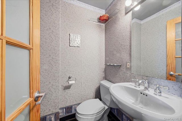 23 Water Grant Street 10B, Yonkers, NY 10701