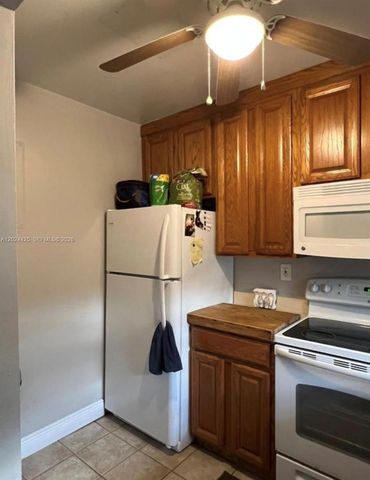 1001 SE 16th St 15, Fort Lauderdale, FL 33316