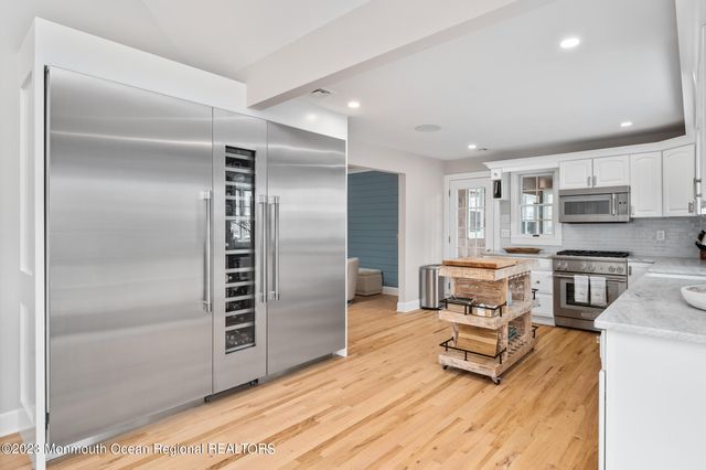 212 Helm Road, Mantoloking, NJ 08738