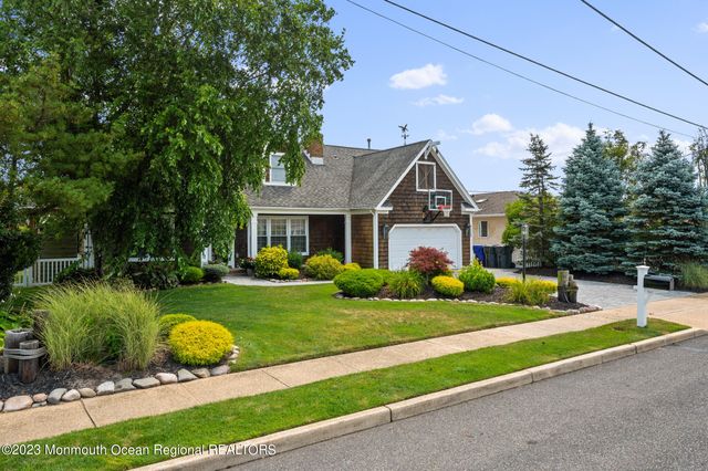 212 Helm Road, Mantoloking, NJ 08738
