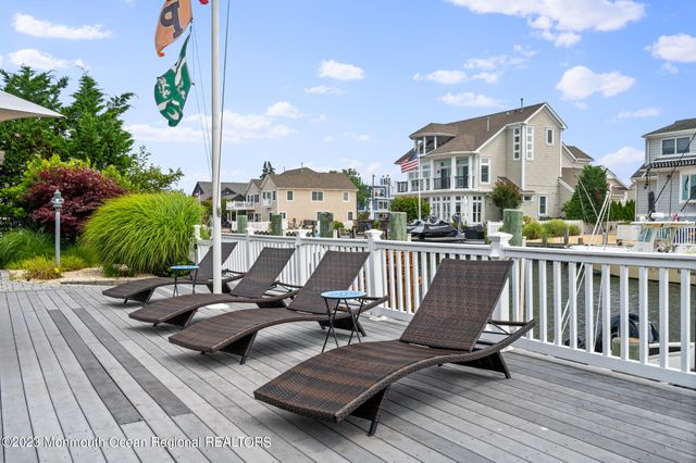 212 Helm Road, Mantoloking, NJ 08738
