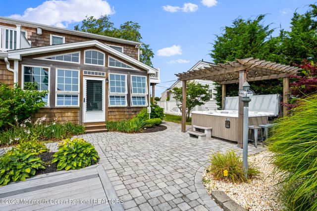 212 Helm Road, Mantoloking, NJ 08738