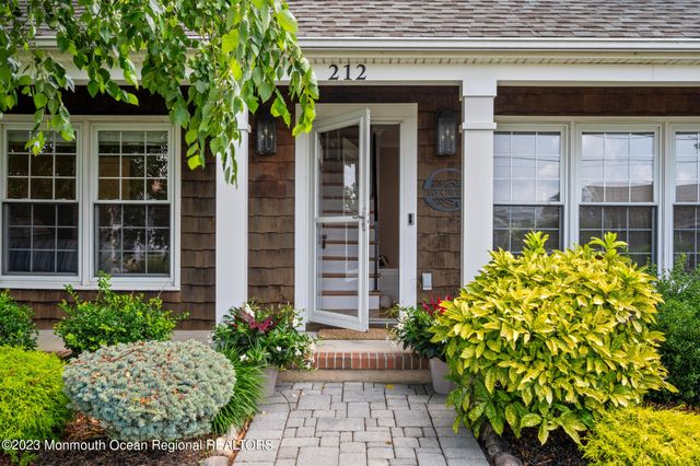 212 Helm Road, Mantoloking, NJ 08738