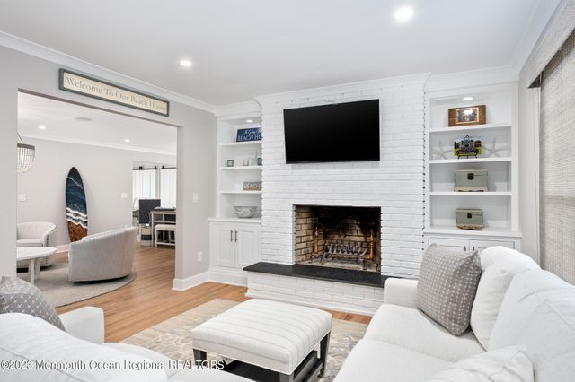 212 Helm Road, Mantoloking, NJ 08738