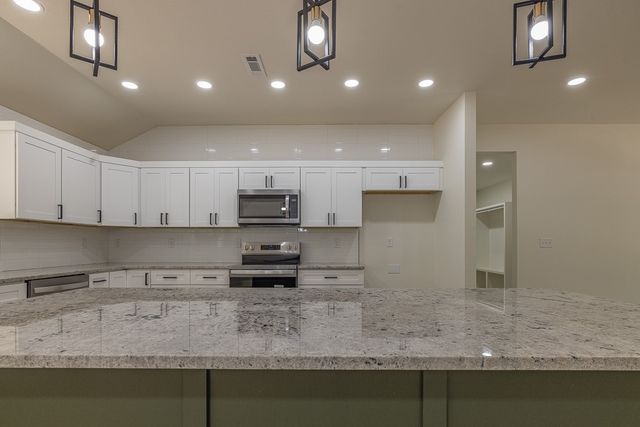3455 Madison County Road 8270, Huntsville, AR 72740