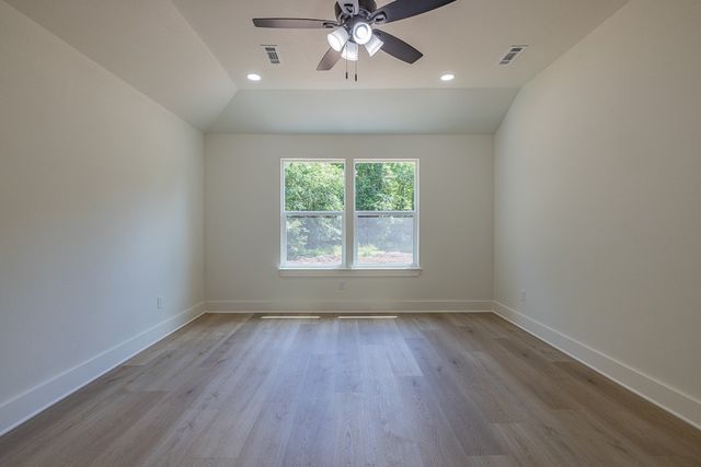 3455 Madison County Road 8270, Huntsville, AR 72740