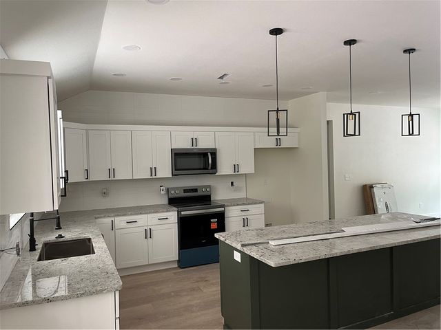 3455 Madison County Road 8270, Huntsville, AR 72740