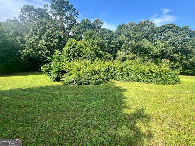 3115 East Fairview Rd, Mcdonough, GA 30252
