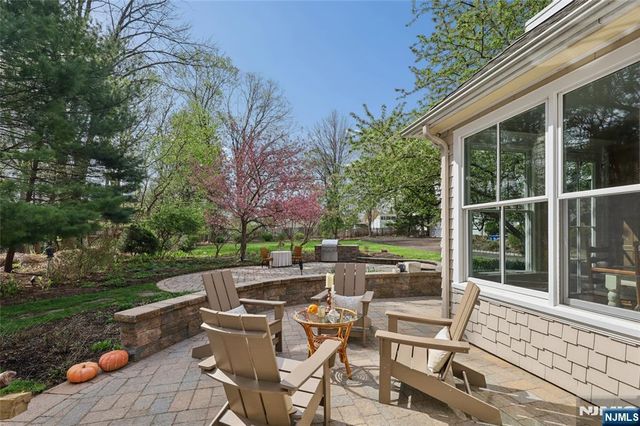 128 Westervelt Avenue, Tenafly, NJ 07670