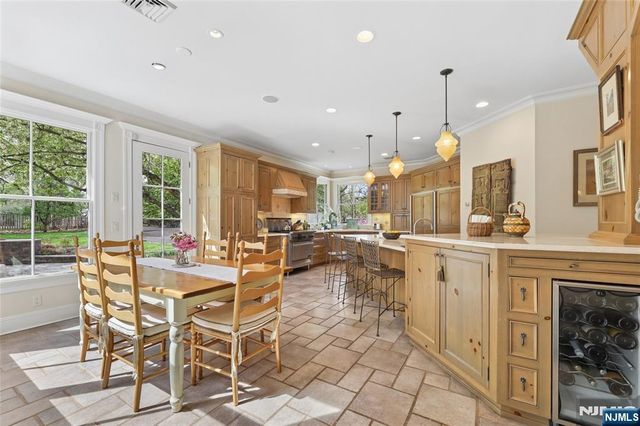 128 Westervelt Avenue, Tenafly, NJ 07670