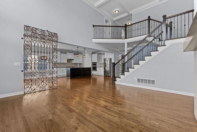 2449 Bryn Mawr Drive, Lewis Center, OH 43035