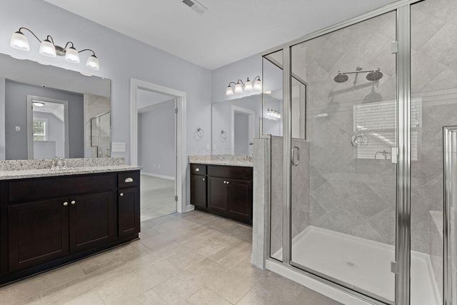 2449 Bryn Mawr Drive, Lewis Center, OH 43035
