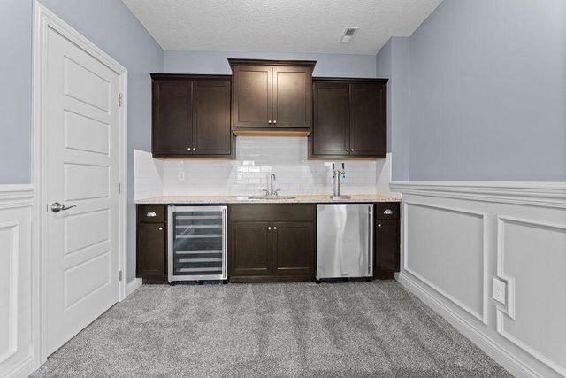 2449 Bryn Mawr Drive, Lewis Center, OH 43035