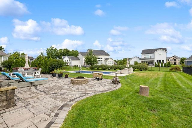 2449 Bryn Mawr Drive, Lewis Center, OH 43035