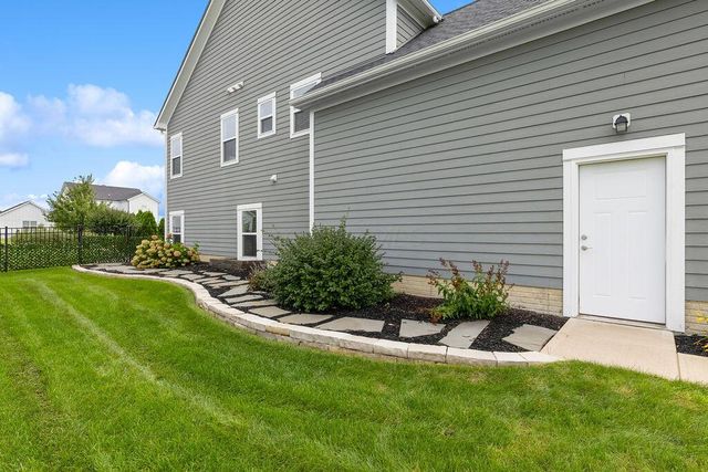 2449 Bryn Mawr Drive, Lewis Center, OH 43035