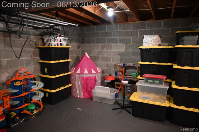 16501 Hannan Road, Romulus, MI 48174