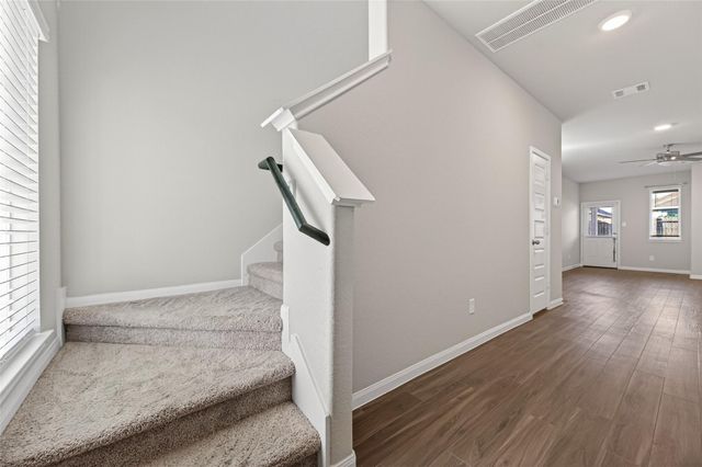 2510 Carp Drive, Conroe, TX 77384