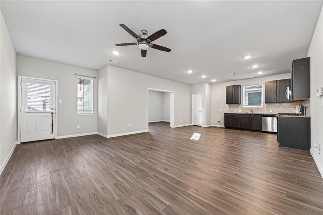 2510 Carp Drive, Conroe, TX 77384