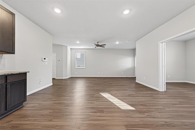 2510 Carp Drive, Conroe, TX 77384