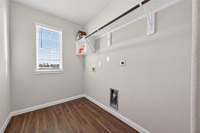 2510 Carp Drive, Conroe, TX 77384