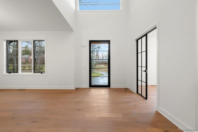 3636 Forest Hill Drive, Bloomfield Hills, MI 48304