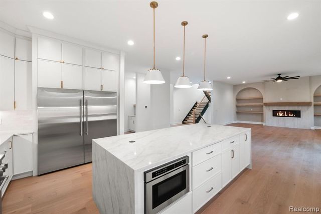 3636 Forest Hill Drive, Bloomfield Hills, MI 48304