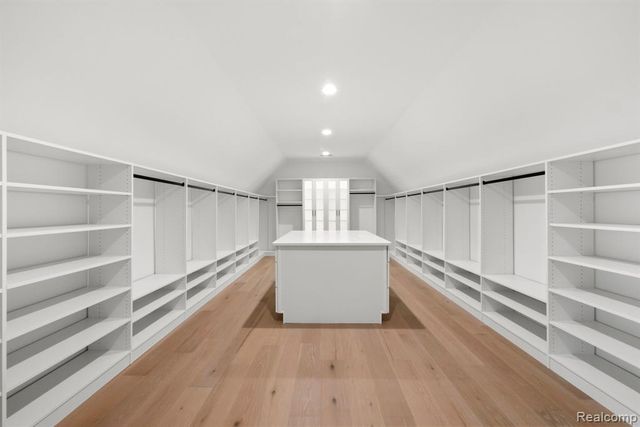 3636 Forest Hill Drive, Bloomfield Hills, MI 48304